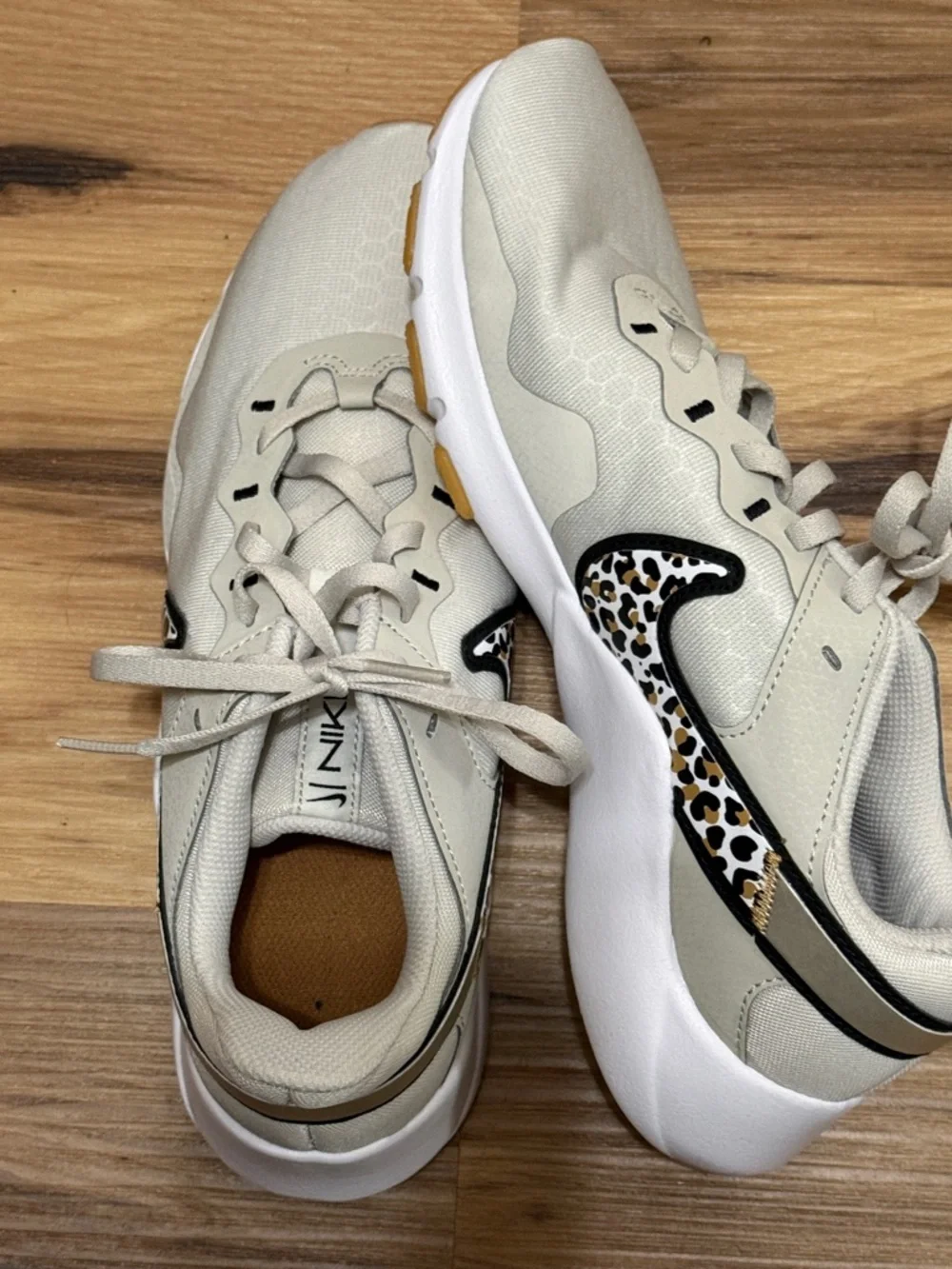 Nike Womens Sneakers Beige with Leopard Print Swoosh - Picture 1 of 5